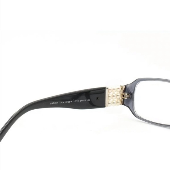 Auth Chanel black acetate with pearl eyeglasses - Picture 4 of 4